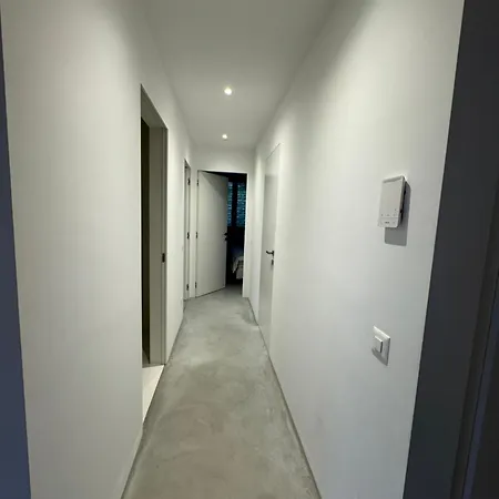 Neue Gartenwohnung Mit Sicht Auf Den Luganersee *